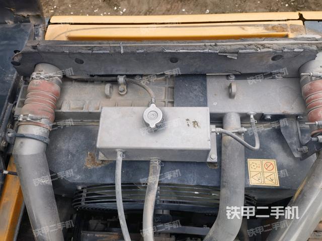 水箱+風(fēng)扇特寫(xiě)(上車(chē)部件) 水箱+風(fēng)扇特寫(xiě)(上車(chē)部件)