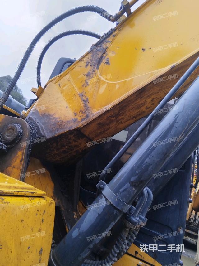 大臂根部?斜視（工作和回轉(zhuǎn)裝置）