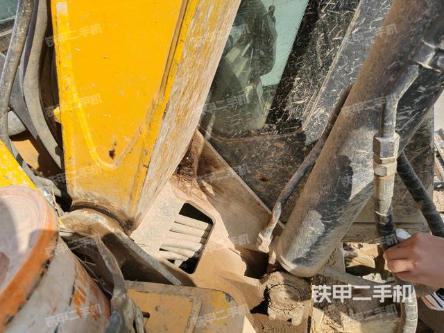 大臂整體?右側(cè)（工作和回轉(zhuǎn)裝置）