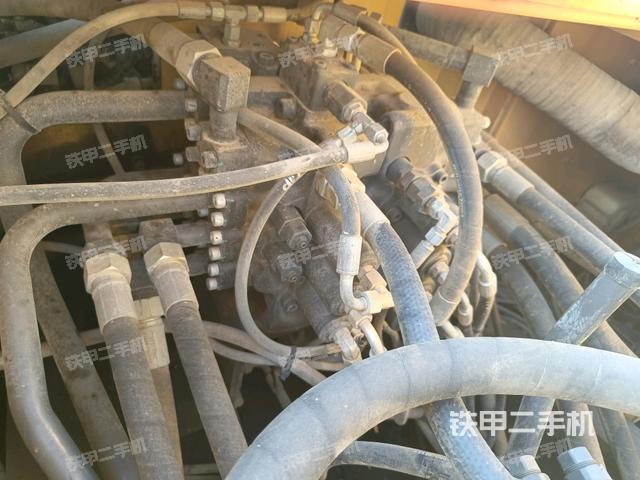 分配閥（上車部件）