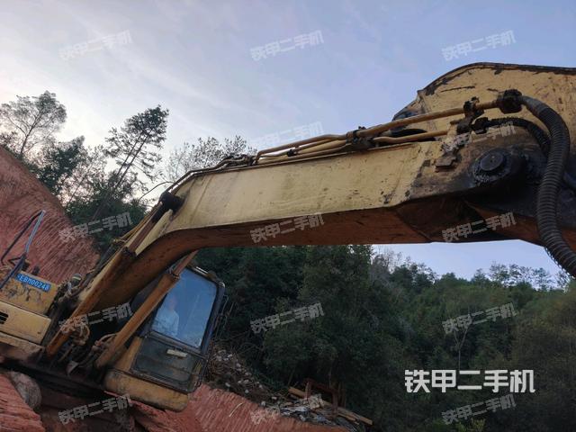 大臂整體?右側(cè)（工作和回轉(zhuǎn)裝置）