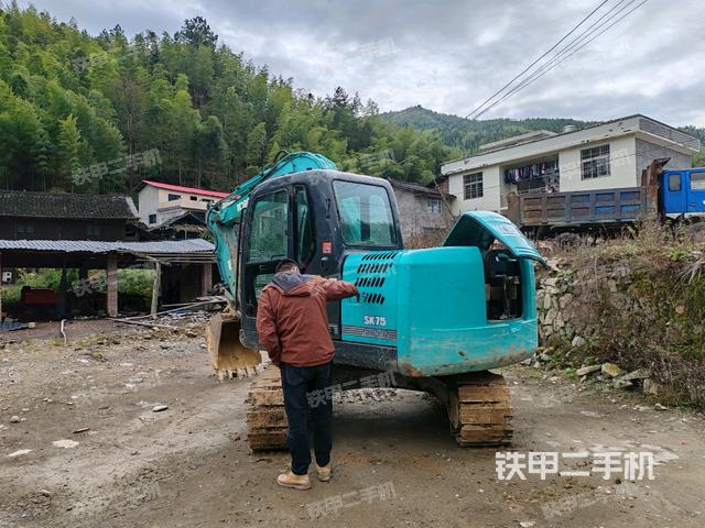 右后45(整機外觀) 右后45(整機外觀)