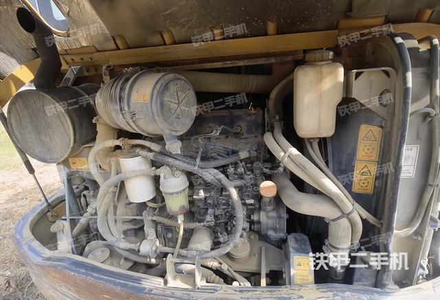 發(fā)動機整體俯視(整機外觀) 發(fā)動機整體俯視(整機外觀)