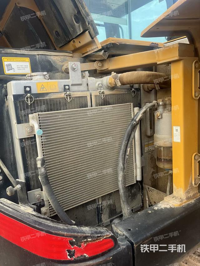 液壓泵室（大件艙室）