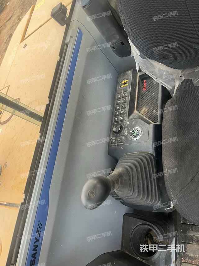 頂棚整體（駕駛室部分）