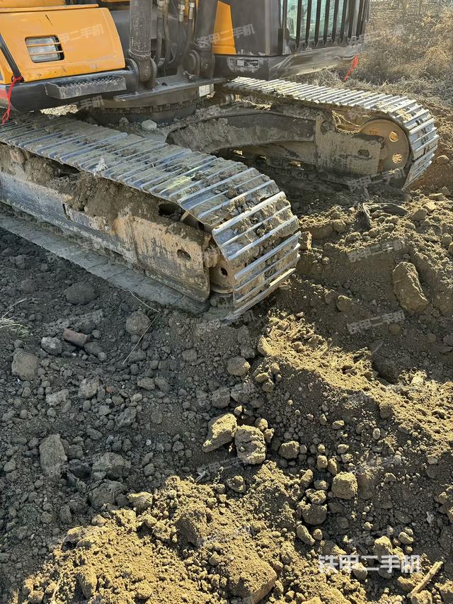 單側(cè)履帶整體（整機外觀）