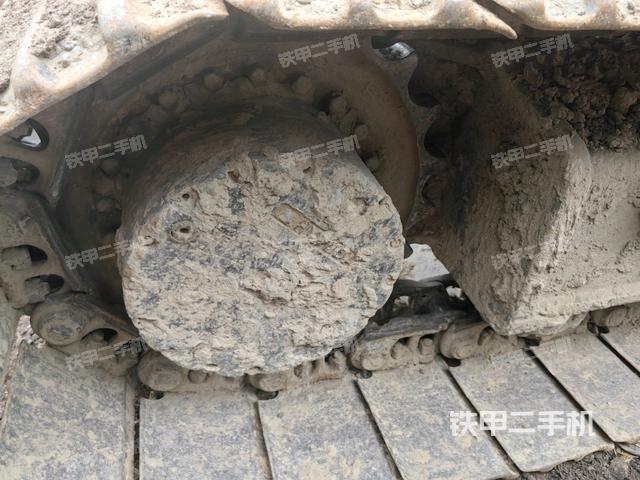 右驅(qū)動(dòng)輪（行走機(jī)構(gòu)）