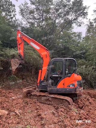斗山DX60挖掘機