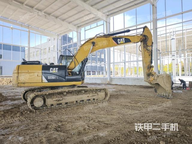 右后45(整機外觀) 右后45(整機外觀)