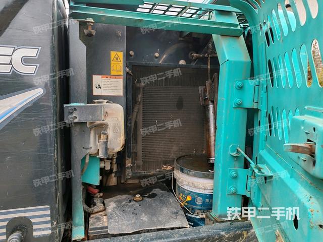 散熱器室(大件艙室) 散熱器室(大件艙室)