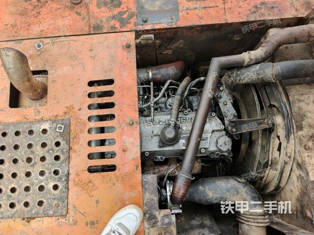 發(fā)動(dòng)機(jī)室(上車(chē)部件) 發(fā)動(dòng)機(jī)室(上車(chē)部件)