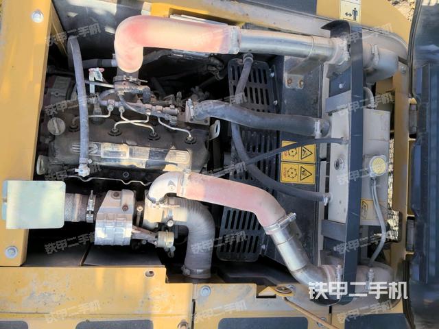 發(fā)動機(jī)室（上車部件）