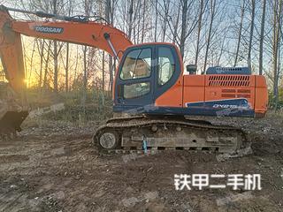 斗山DX215-9C挖掘機(jī)