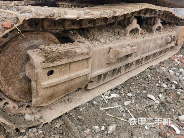 左側(cè)履帶整體?(行走機構(gòu)) 左側(cè)履帶整體?(行走機構(gòu))
