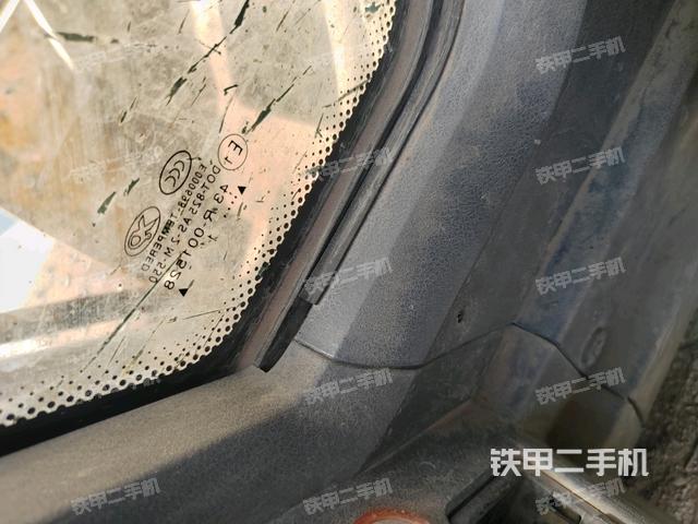 后窗玻璃角標(biāo)（駕駛室部分）