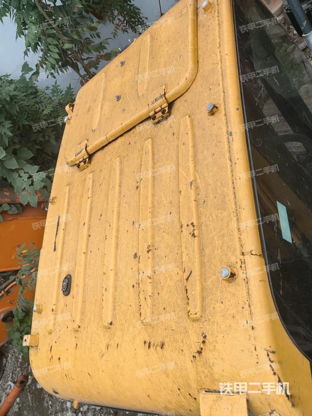 駕駛室頂部俯視（上車部件）