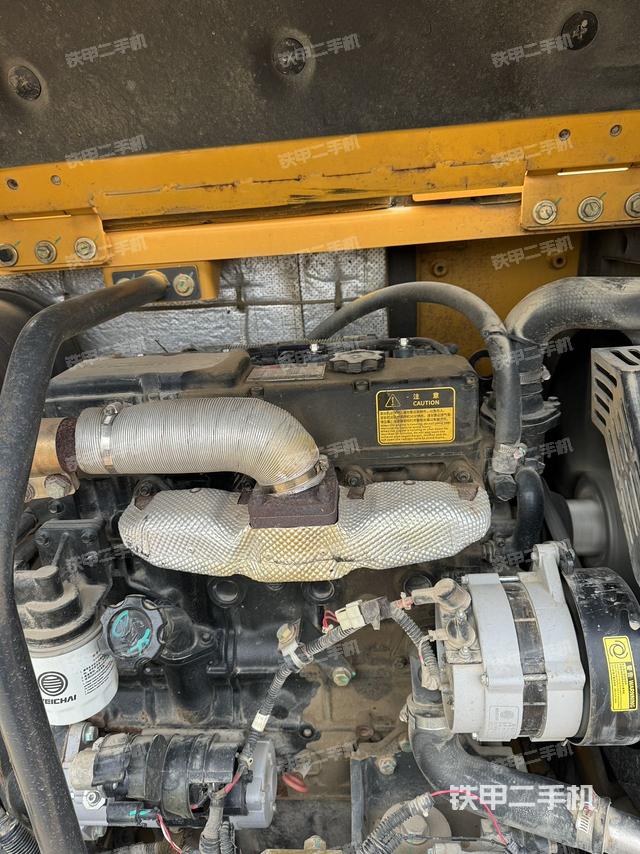 發(fā)動(dòng)機(jī)整體俯視（整機(jī)外觀）