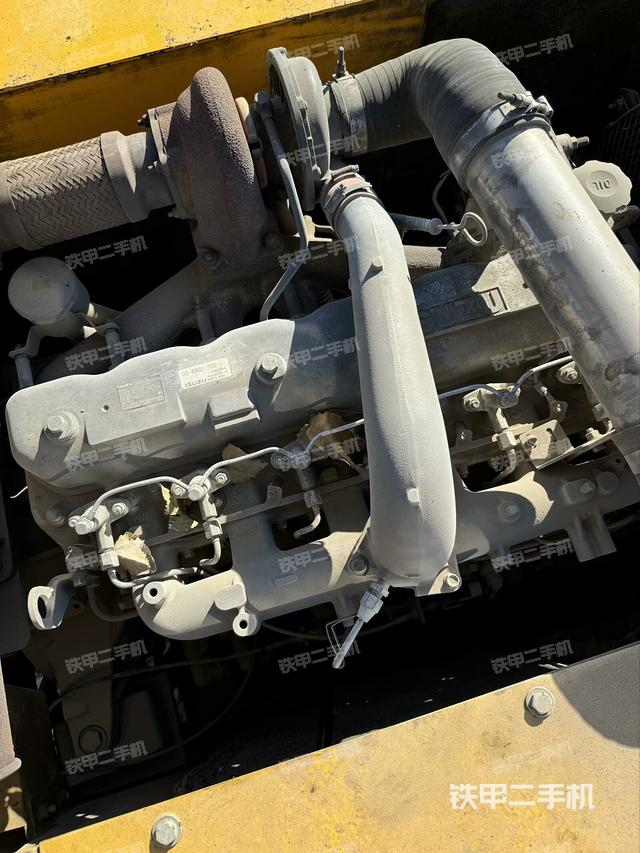 發(fā)動(dòng)機(jī)整體俯視（整機(jī)外觀）