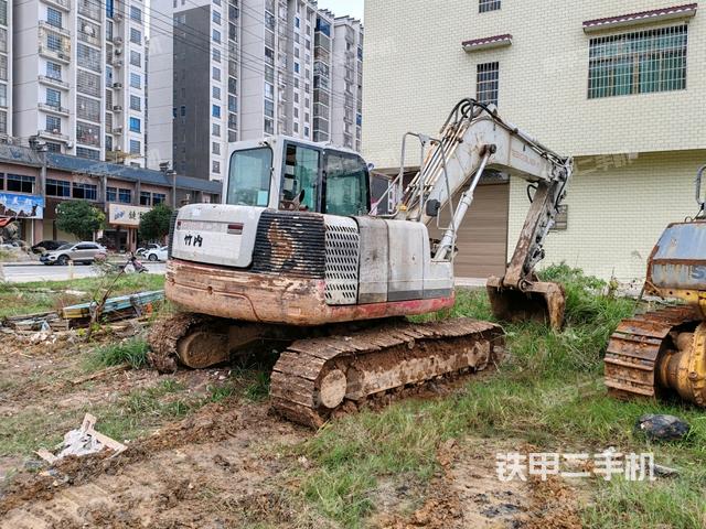 整機右后45°（整機外觀）