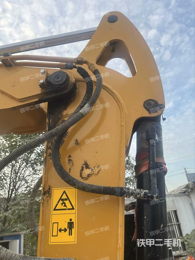 小臂整體左后（工作和回轉(zhuǎn)裝置）