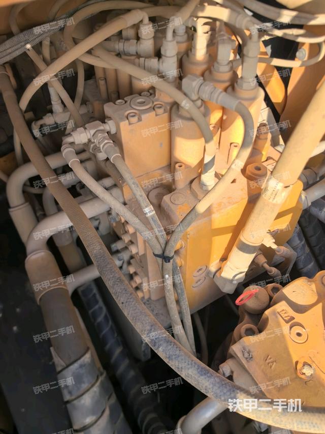 分配閥（上車部件）