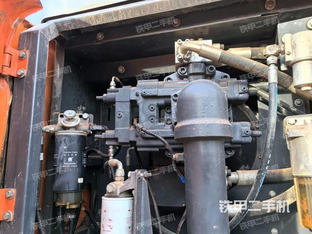 液壓泵室(大件艙室) 液壓泵室(大件艙室)