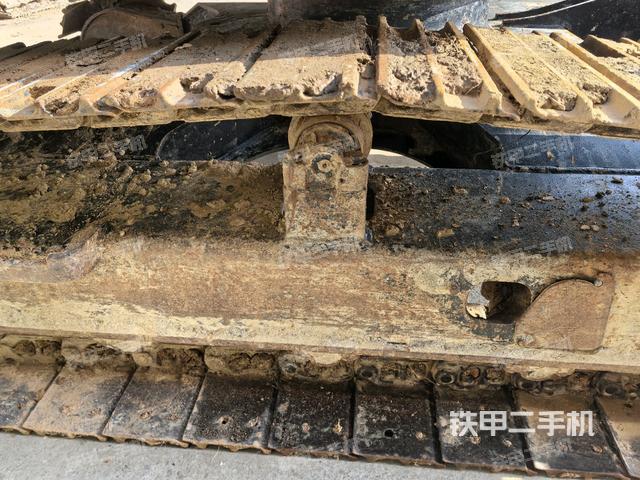 右側(cè)行走馬達(dá)蓋板（行走機(jī)構(gòu)）