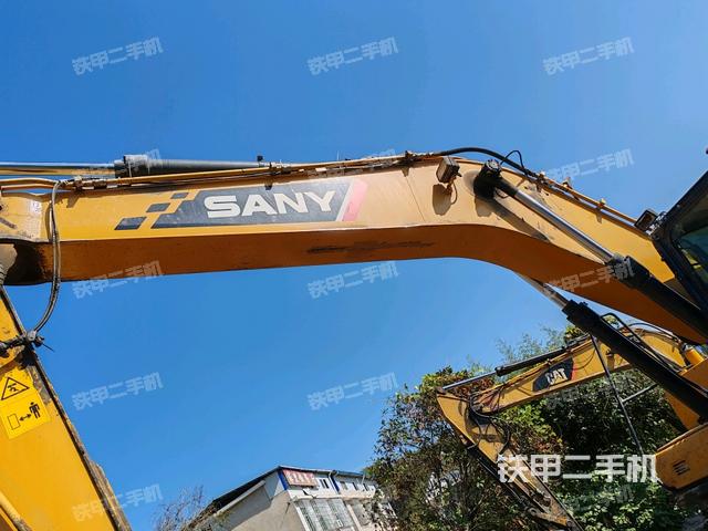 大臂整體?右側(cè)（工作和回轉(zhuǎn)裝置）