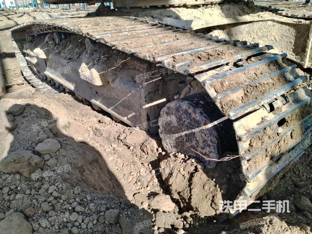 右側(cè)履帶整體（行走機(jī)構(gòu)）