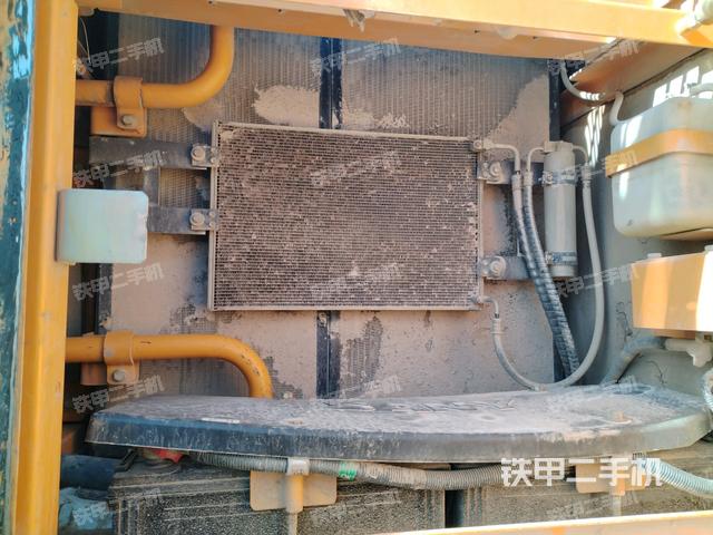 散熱器正面（大件艙室）