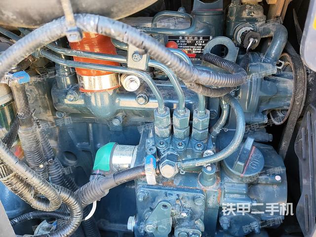 發(fā)動機(jī)整體俯視（整機(jī)外觀）