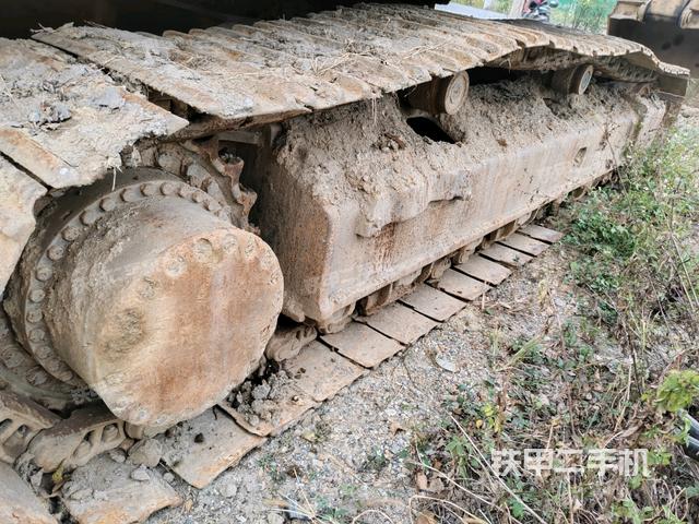 左側(cè)履帶整體?（行走機構(gòu)）