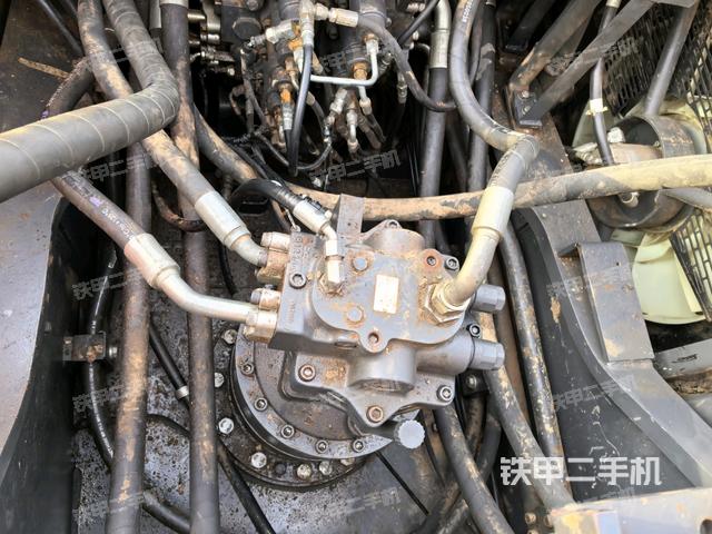 發(fā)動(dòng)機(jī)室(上車部件) 發(fā)動(dòng)機(jī)室(上車部件)