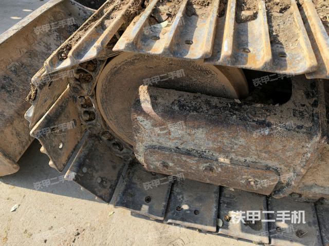 左導(dǎo)向輪（行走機(jī)構(gòu)）