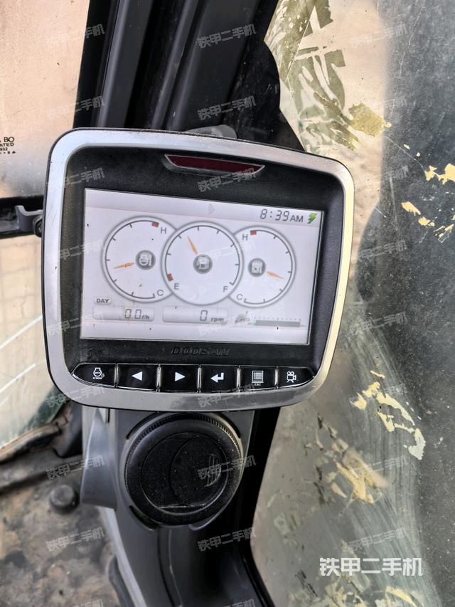 小時(shí)表(駕駛室部分) 小時(shí)表(駕駛室部分)