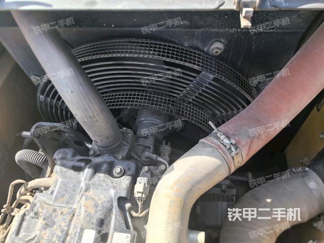 水箱+風(fēng)扇特寫(xiě)(上車部件) 水箱+風(fēng)扇特寫(xiě)(上車部件)