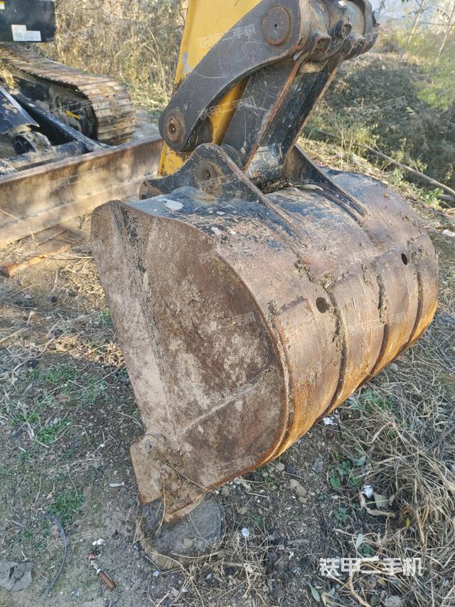 鏟斗45度（工作和回轉(zhuǎn)裝置）