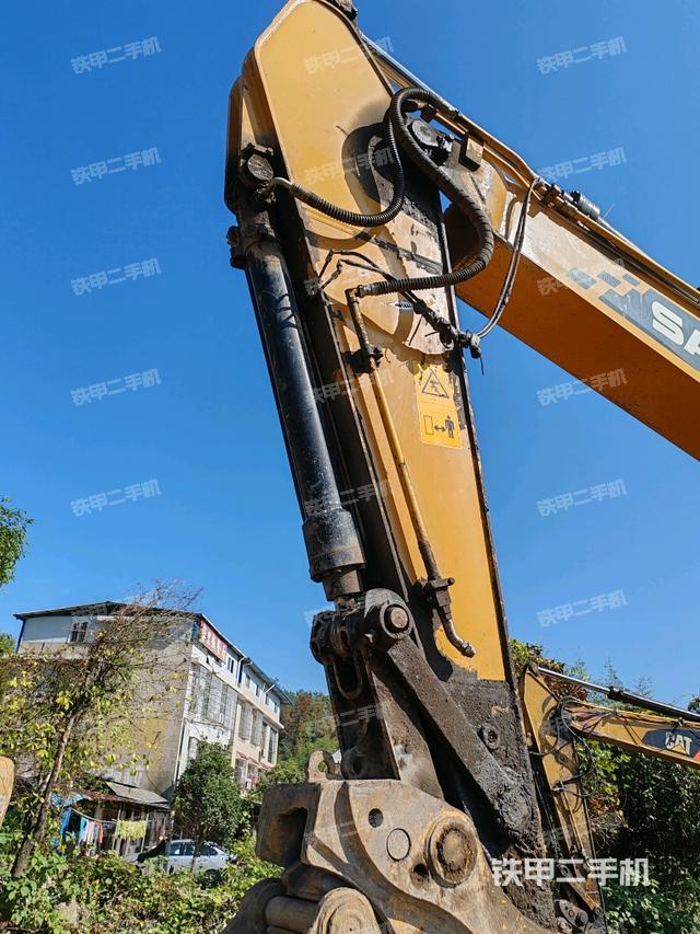 小臂整體左后（工作和回轉(zhuǎn)裝置）