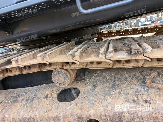 右驅(qū)動(dòng)輪(行走機(jī)構(gòu)) 右驅(qū)動(dòng)輪(行走機(jī)構(gòu))