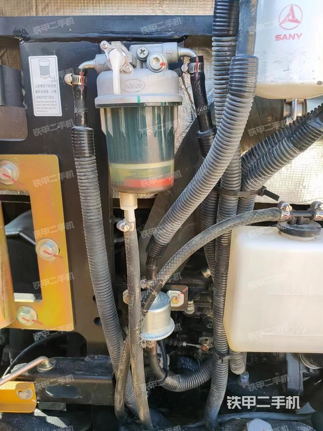 發(fā)動機整體俯視（整機外觀）