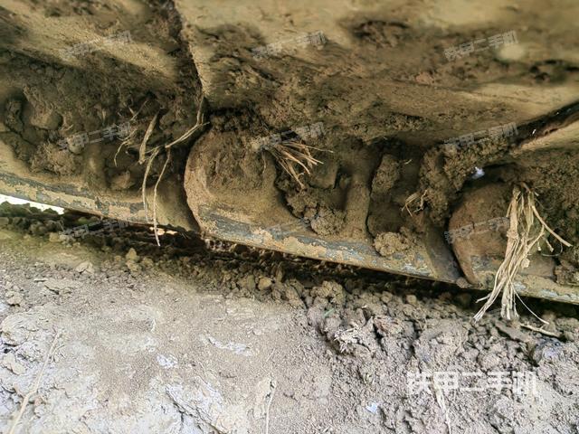 左側(cè)履帶整體?（行走機(jī)構(gòu)）