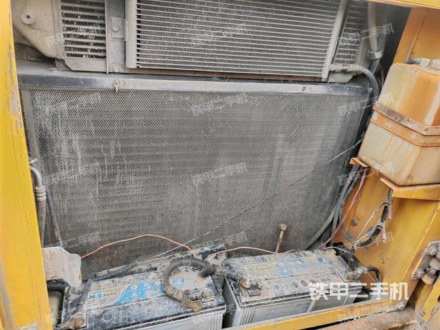 散熱器正面（大件艙室）