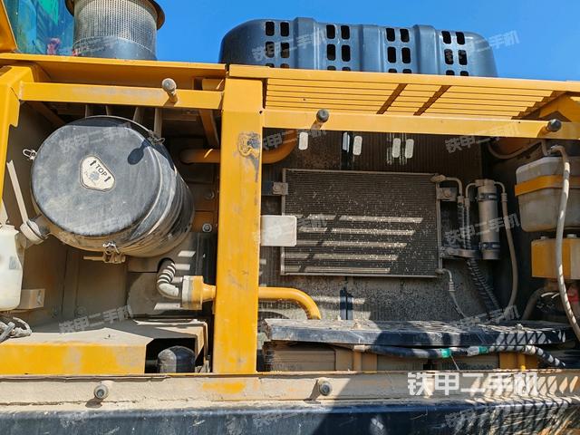 散熱器正面（大件艙室）