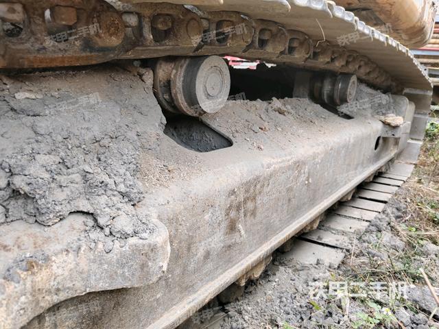 左側(cè)行走馬達(dá)蓋板（行走機(jī)構(gòu)）