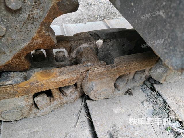 右導(dǎo)向輪（行走機(jī)構(gòu)）