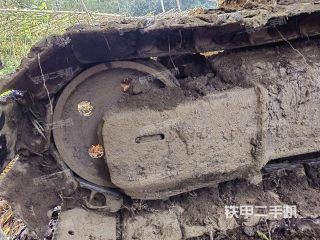 左導(dǎo)向輪（行走機(jī)構(gòu)）