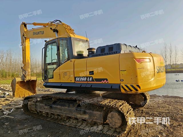 左后45(整機(jī)外觀) 左后45(整機(jī)外觀)