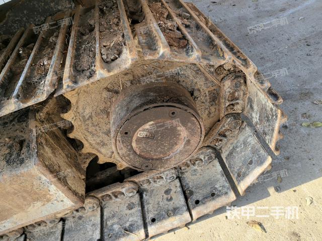 左側(cè)行走馬達(dá)蓋板（行走機(jī)構(gòu)）