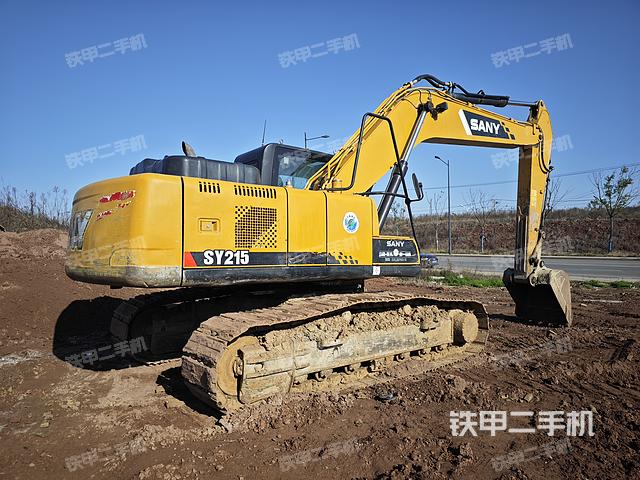 整機(jī)右后45°(整機(jī)外觀) 整機(jī)右后45°(整機(jī)外觀)