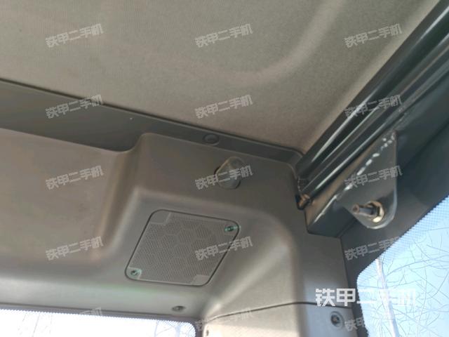 座椅后部(駕駛室部分) 座椅后部(駕駛室部分)